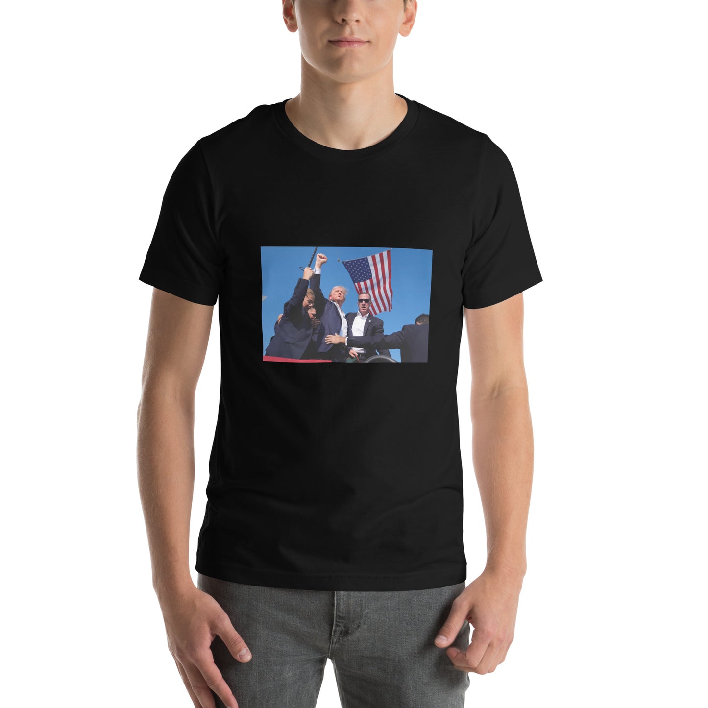 TRUMP RISES TEE